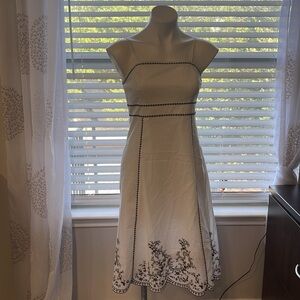 SIGNATURE Embroidered white dress